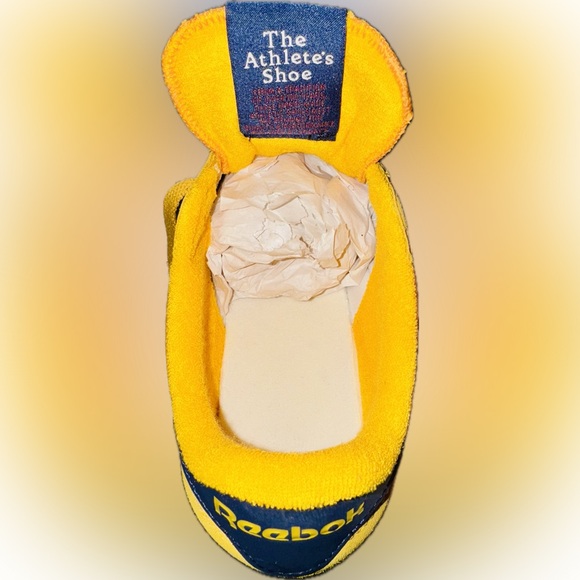 Reebok Classic AZ Running Course Sneakers – Yellow Men’s 10 – NIB - Picture 10 of 14